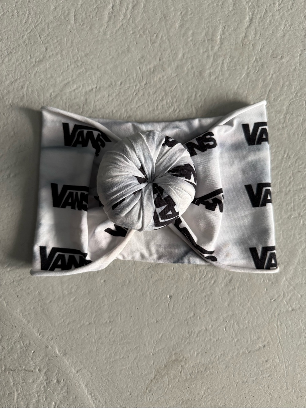 Adult Vans tie-dye White Headband with Black Logo Knot